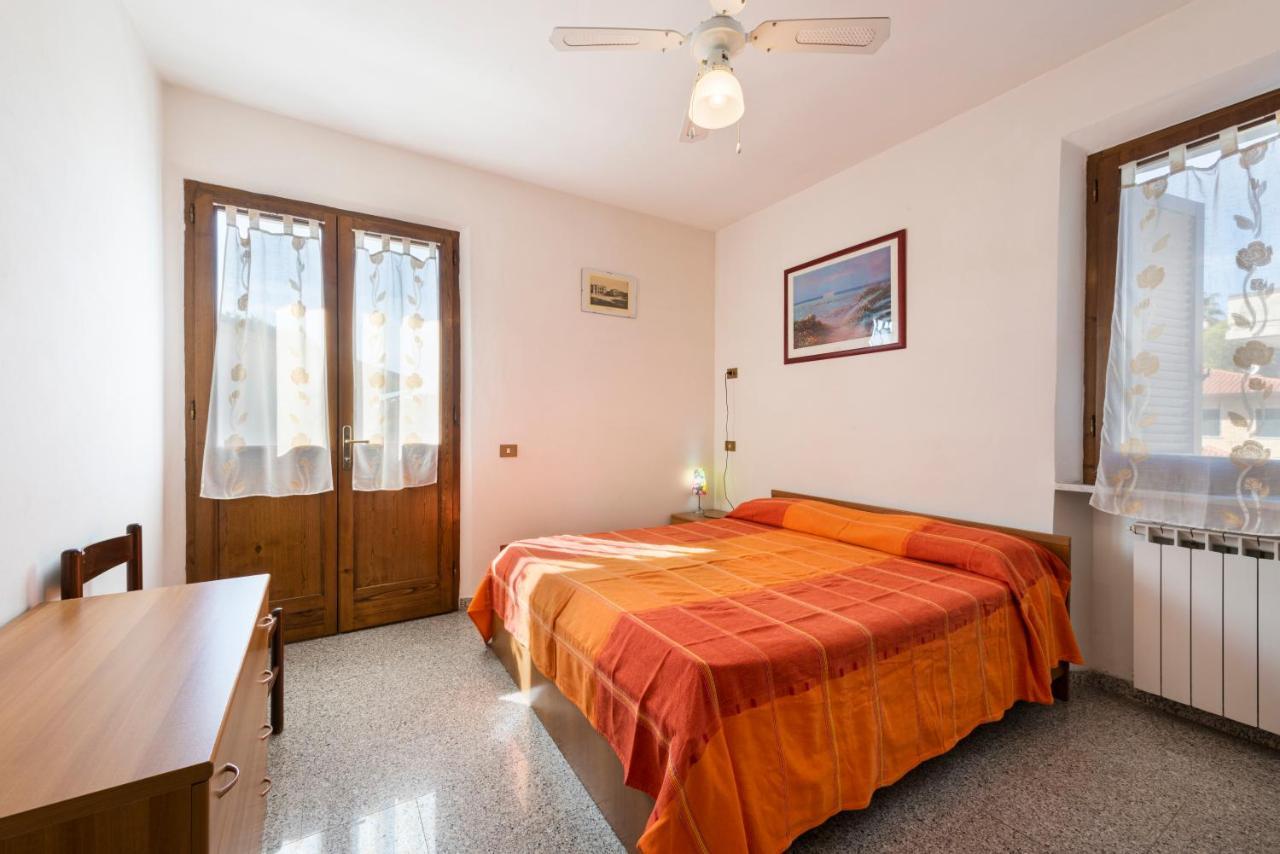 Apartamento Residenza Tirrenia Marina di Massa Exterior foto
